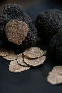 truffe-noire-en-tranches